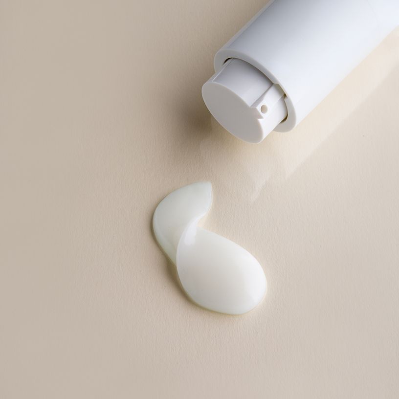 Textura ligera del serum con 15% vitamina C pura, ácido ferúlic, coenzima Q10 y hidrotirosol